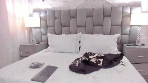 CintiaCollins  online show from 02.13.25