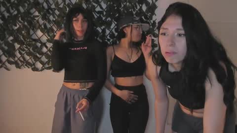 Snapshot of cintya_kors chatting on 03.08.25 Cintya online show from 03.08.25