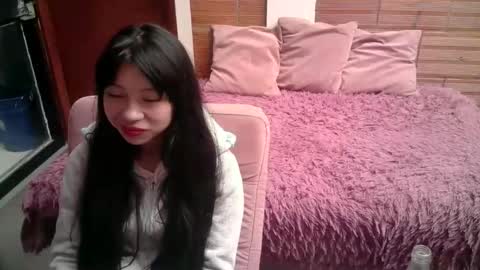 Snapshot of cintya_torres_1 chatting on 02.19.26 cintya torres online show from 02.19.26