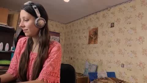 Snapshot of cirabonnet chatting on 11.01.25 Lisa Salivan online show from 11.01.25