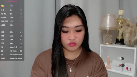 Snapshot of claire_wntr chatting on 04.25.26 CLAIRE online show from 04.25.26