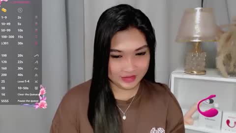 CLAIRE online show from 06.10.26