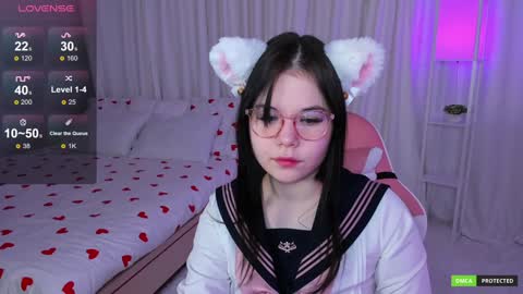 Claire Faers online show from 01.17.25