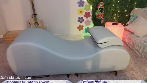 Snapshot of claireity chatting on 12.14.25 Claire online show from 12.14.25