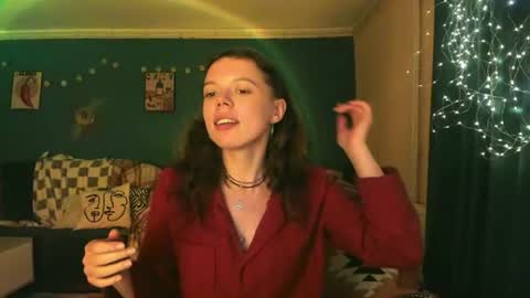 Snapshot of clancyosbourne chatting on 06.11.26 Clancy online show from 06.11.26