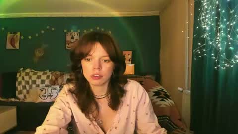 Snapshot of clancyosbourne chatting on 06.12.26 Clancy online show from 06.12.26