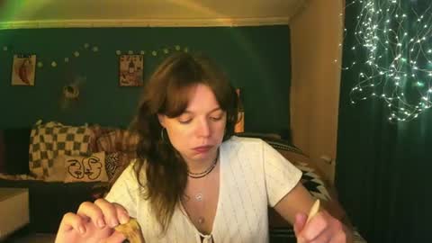 Snapshot of clancyosbourne chatting on 06.14.26 Clancy online show from 06.14.26