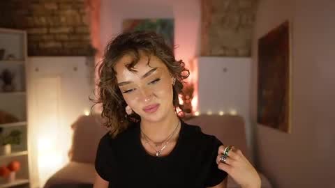 Snapshot of clara_smile chatting on 02.23.25 Clara smile online show from 02.23.25