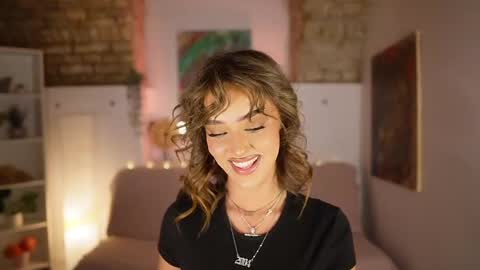 Snapshot of clara_smile chatting on 02.27.25 Clara smile online show from 02.27.25