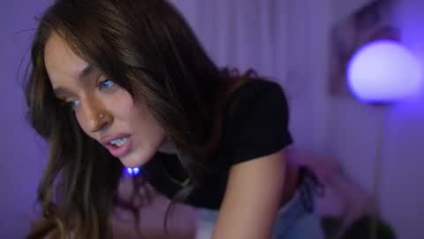 Snapshot of clara_smile chatting on 11.30.25 Clara smile online show from 11.30.25