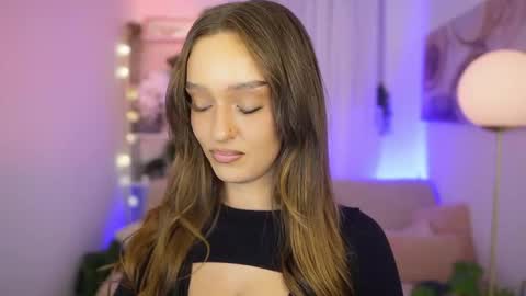 Snapshot of clara_smile chatting on 01.16.26 Clara smile online show from 01.16.26