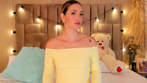 Clara del mar online show from 02.12.26