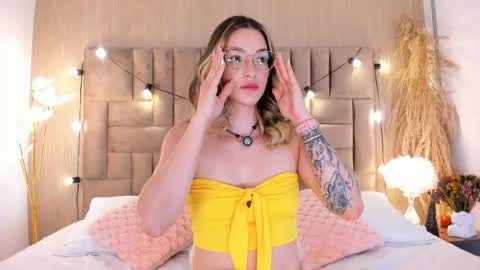Clara del mar online show from 04.24.26