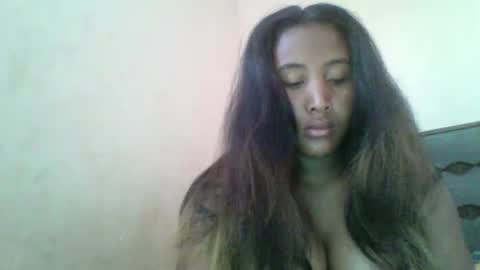 Snapshot of clarah0123 chatting on 12.05.24 Clarah0123 online show from 12.05.24