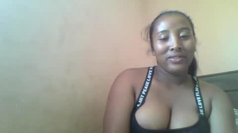 Snapshot of clarah0123 chatting on 12.09.24 Clarah0123 online show from 12.09.24