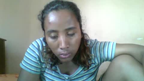 Snapshot of clarah0123 chatting on 11.28.25 Clarah0123 online show from 11.28.25