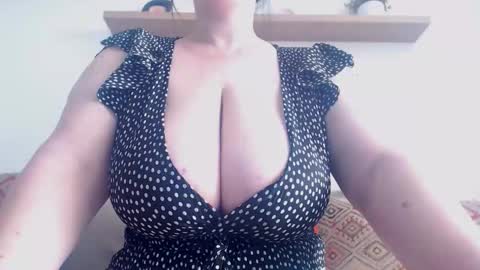 Clara online show from 05.15.26