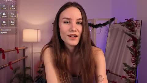 Snapshot of clare_ff chatting on 12.16.25 Claire online show from 12.16.25