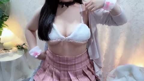 Snapshot of clari_yumi chatting on 02.06.26 Clari online show from 02.06.26