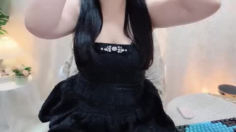 Snapshot of clari_yumi chatting on 02.08.26 Clari online show from 02.08.26