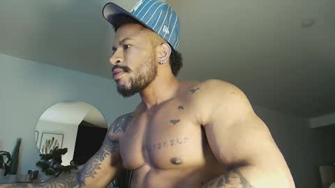 Snapshot of clark_strong chatting on 03.13.26 clark_strong online show from 03.13.26