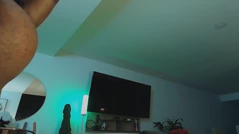 Snapshot of clark_strong chatting on 03.21.26 clark_strong online show from 03.21.26