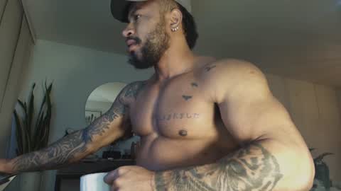 clark_strong online show from 06.10.26