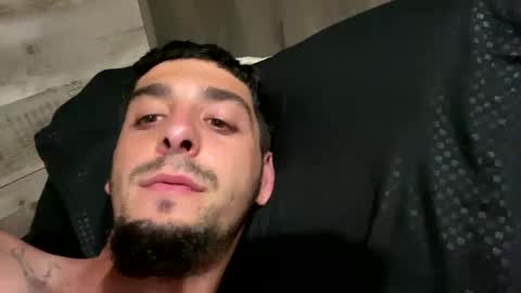 Snapshot of clarkshammer95 chatting on 02.14.25 clarkshammer95 online show from 02.14.25