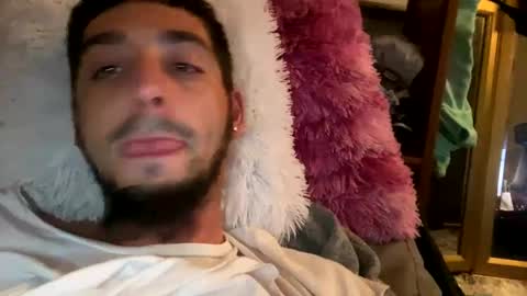 Snapshot of clarkshammer95 chatting on 03.06.25 clarkshammer95 online show from 03.06.25