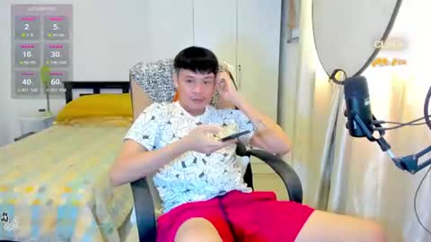 Snapshot of clarkyplaze chatting on 08.01.26 Clark online show from 08.01.26