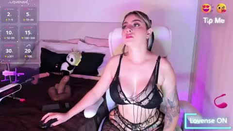 Snapshot of clarmua chatting on 02.23.25 CLAR online show from 02.23.25