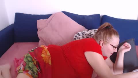 Snapshot of classy_lydya chatting on 02.14.26 Lydya online show from 02.14.26