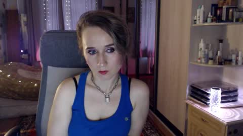 Snapshot of classyinna chatting on 10.23.25 classyinna online show from 10.23.25