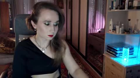 Snapshot of classyinna chatting on 10.30.25 classyinna online show from 10.30.25