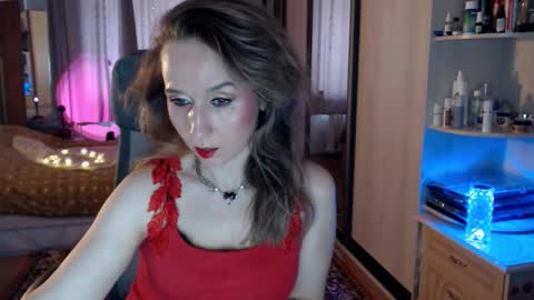 Snapshot of classyinna chatting on 11.13.25 classyinna online show from 11.13.25