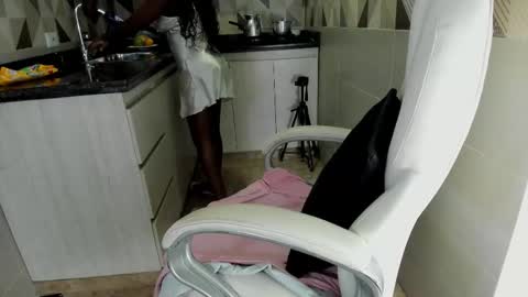 Snapshot of claudia198820 chatting on 11.18.25 claudia198820 online show from 11.18.25