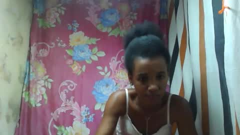 Snapshot of claudiannah chatting on 10.29.25 claudianne online show from 10.29.25