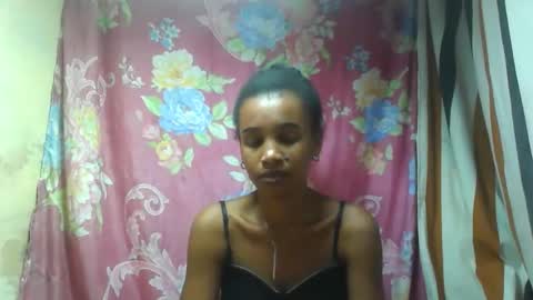 Snapshot of claudiannah chatting on 11.05.25 claudianne online show from 11.05.25