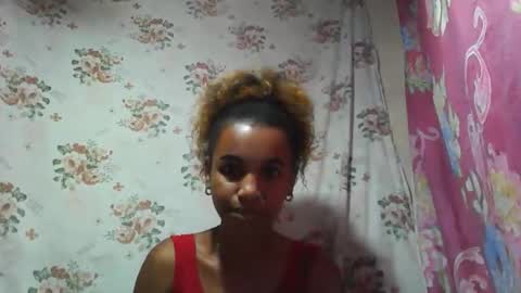 Snapshot of claudiannah chatting on 12.21.25 claudianne online show from 12.21.25