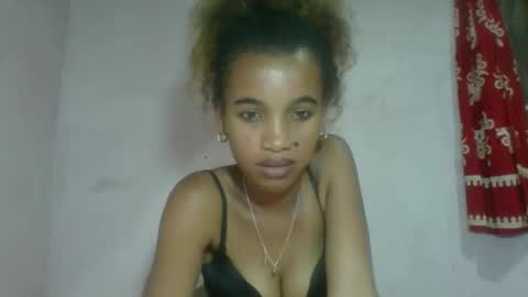 Snapshot of claudiannah chatting on 01.16.26 claudianne online show from 01.16.26