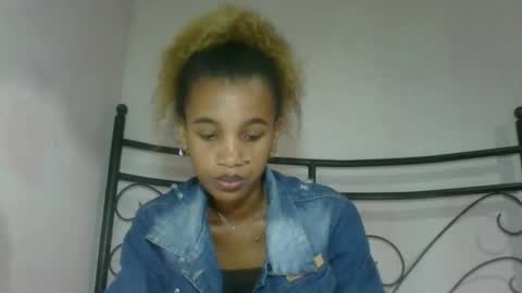 Snapshot of claudiannah chatting on 03.07.26 claudianne online show from 03.07.26