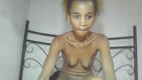 Snapshot of claudiannah chatting on 03.12.26 claudianne online show from 03.12.26