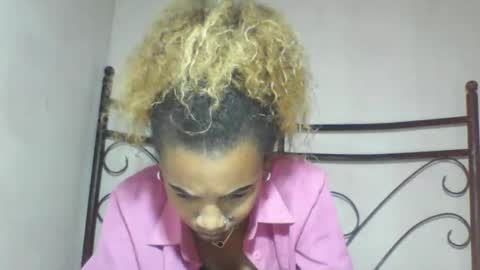 Snapshot of claudiannah chatting on 03.18.26 claudianne online show from 03.18.26