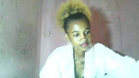 Snapshot of claudiannah chatting on 07.07.26 claudianne online show from 07.07.26