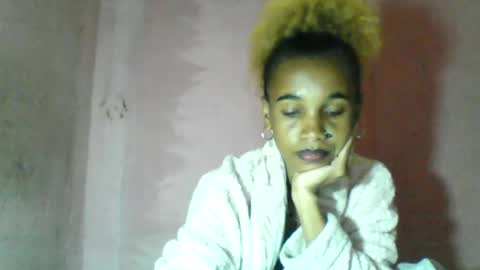 Snapshot of claudiannah chatting on 07.12.26 claudianne online show from 07.12.26