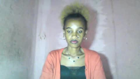 Snapshot of claudiannah chatting on 07.19.26 claudianne online show from 07.19.26