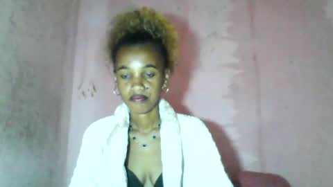 Snapshot of claudiannah chatting on 07.28.26 claudianne online show from 07.28.26