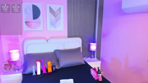 clauwdeen  wolf online show from 02.14.26