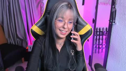 Snapshot of cleademon chatting on 10.01.25 Demon online show from 10.01.25