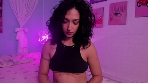 Snapshot of cleo_foxx chatting on 06.13.26 Cleo online show from 06.13.26